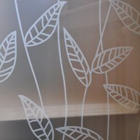 MINIATURA-vetro-sabbiato-foglie-scorrevole-mobiletto-.jpg